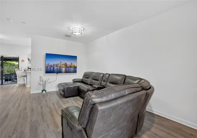 Photo 2 of Townhouse for sale at 6007 W Paso Fino Pl, Davie, FL 33314 | MLS# A12103003 | Listing updated on 2026-10-08