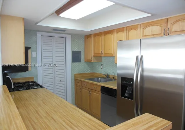 Condo for sale at 1350 W 53rd Street #8, Hialeah, FL 33012 | MLS# A12103035