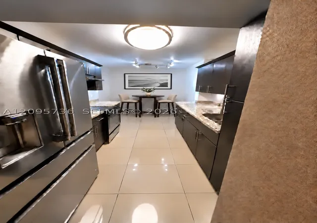 Photo 2 of Condo for sale at 4200 Hillcrest Dr #705, Hollywood, FL 33021 | MLS# A12095736 | Listing updated on 2026-10-08