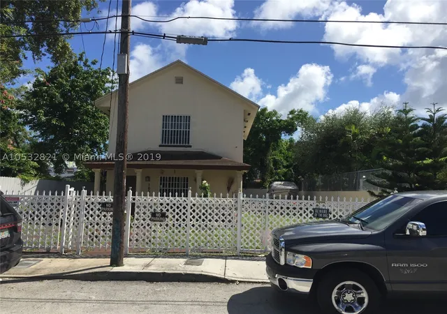 Homes for sale in Miami, FL | 160 Nw 27th St, Miami, FL 33127 | MLS# A10532821