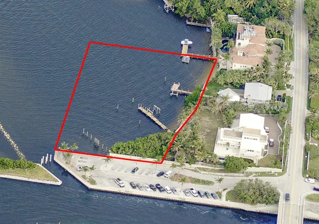 3rd image of 5000 S Ocean Blvd, Manalapan, FL 33462 | MLS# R10593828