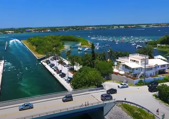 4th image of 4022 S Ocean Blvd, Manalapan, FL 33462 | MLS# R10593831