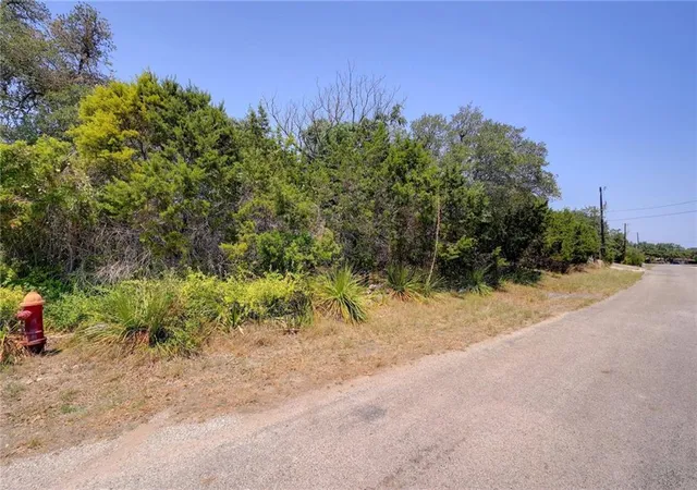 Photo 1 of Sale Pending at 135 Mountainview Dr, Canyon Lake, TX 78133 | MLS# 8429334 | Listing updated on 2026-03-16