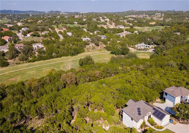4th image of 20912 Stone Cliff Dr, Leander, TX 78645 | MLS# 4096790