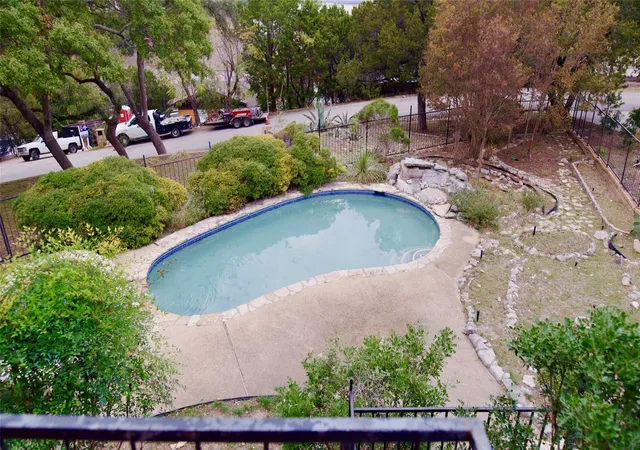 3rd image of 254 Buckhaven Dr, Canyon Lake, TX 78133 | MLS# 8261600