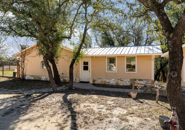 2nd image of 2058 Montell Rd, Wimberley, TX 78676 | MLS# 2194806