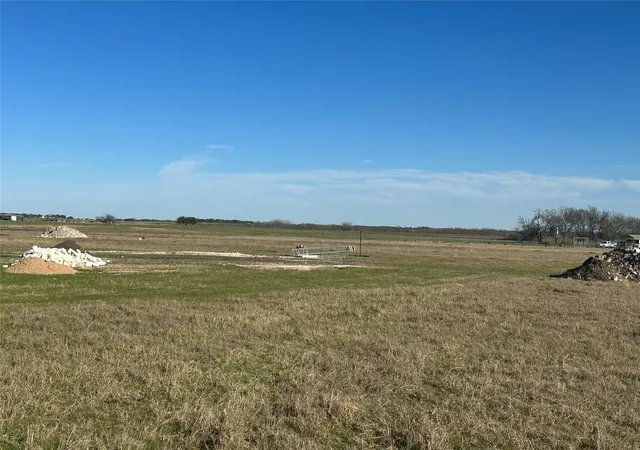 Photo 3 of House for sale at 400 County Rd 167, Georgetown, TX 78626 | MLS# 7252324 | Listing updated on 2026-05-11