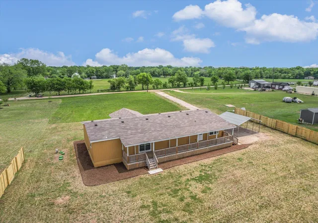 1st image of 202 Lazy River Ln, Elgin, TX 78621 | MLS# 6101337