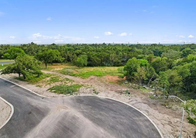 Photo 2 of Sale Pending at 105 King Air Cv, Georgetown, TX 78628 | MLS# 4072385 | Listing updated on 2026-09-30