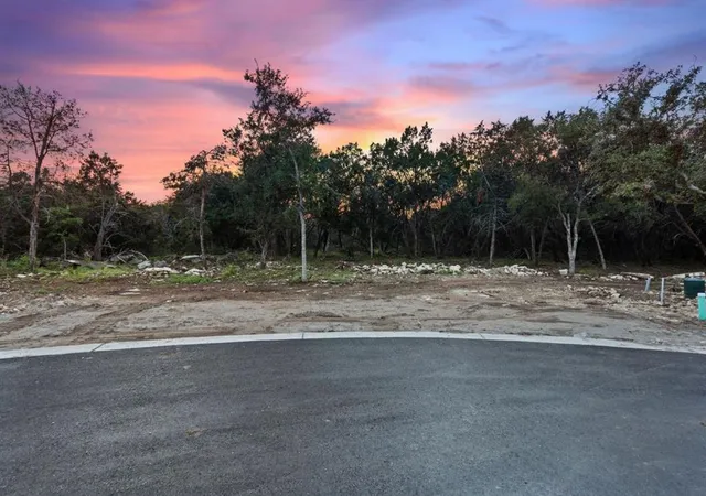 Photo 3 of Sale Pending at 105 King Air Cv, Georgetown, TX 78628 | MLS# 4072385 | Listing updated on 2026-09-30