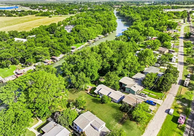 Photo 4 of Land at 628 Cypress Rdg, Mc Queeney, TX 78123 | MLS# 7685234 | | Sold on 2023-10-12