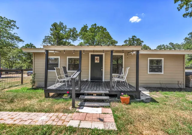2nd image of 148 Milam Ln, Bastrop, TX 78602 | MLS# 5030165