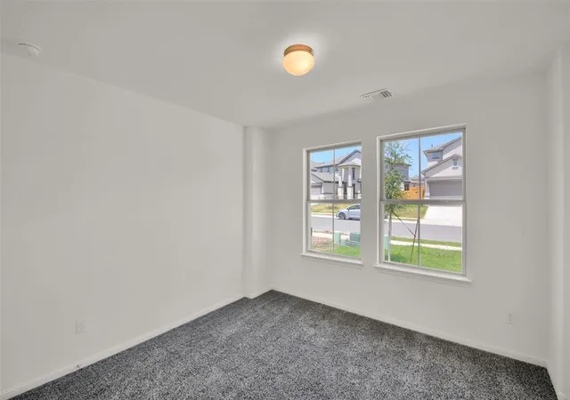 Photo 4 of Sale Pending at 133 Woods Edge Ln, Georgetown, TX 78628 | MLS# 2553817 | Listing updated on 2024-08-14