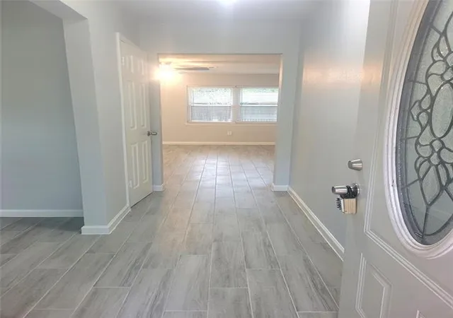 Photo 3 of Single family home for sale at 302 Tiegs St, League City, TX 77573 | MLS# 3976593 | Listing updated on 2023-07-25