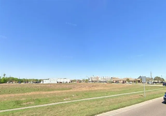 Photo 2 of Land for sale at 7151 Williams Dr, Corpus Christi, TX 78412 | MLS# 6122754 | Listing updated on 2026-03-16