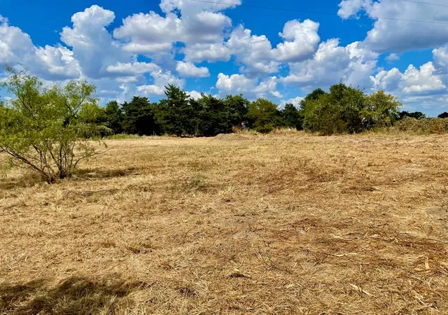 5th image of 281 E Fm 979, Franklin, TX 77856 | MLS# 5305580