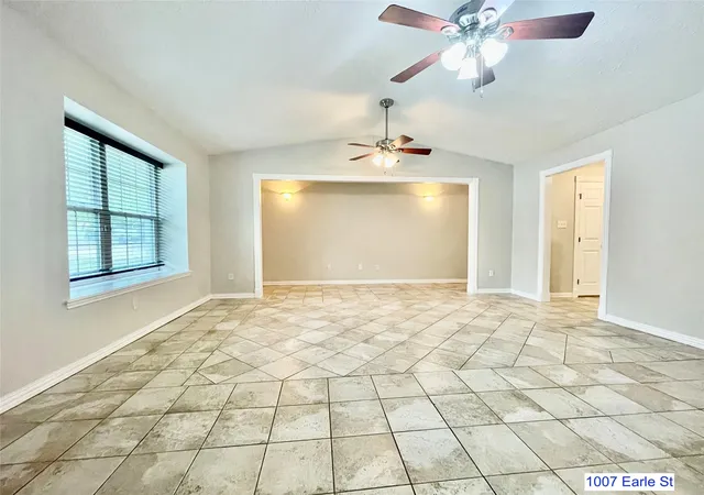 3rd image of 1007-1015 Earle St, San Marcos, TX 78666 | MLS# 5682261