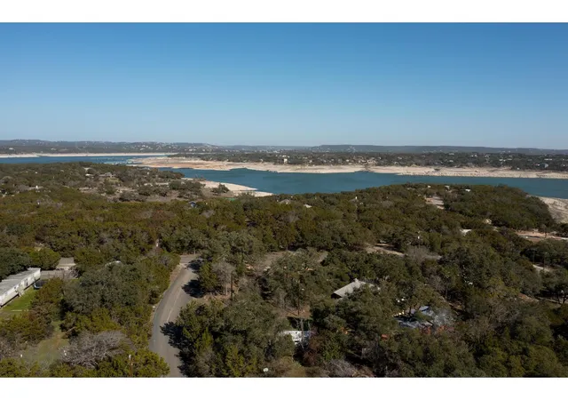 3rd image of 3504 Rainbow Hollow Dr, Lago Vista, TX 78645 | MLS# 8050411