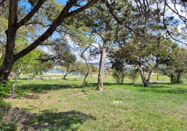 Homes for sale in Spicewood, TX | 19910 Siesta Shores Dr, Spicewood, TX 78669 | MLS# 8895646
