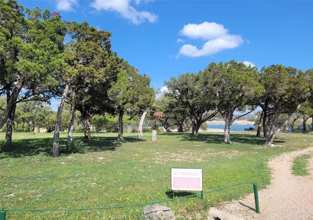 Homes for sale in Spicewood, TX | 19920 Siesta Shores Dr, Spicewood, TX 78669 | MLS# 8492966