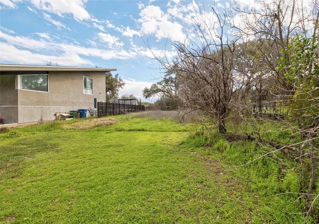 Photo 4 of Land for sale at 2421 S 5Th St, Austin, TX 78704 | MLS# 6480985 | Listing updated on 2026-04-24