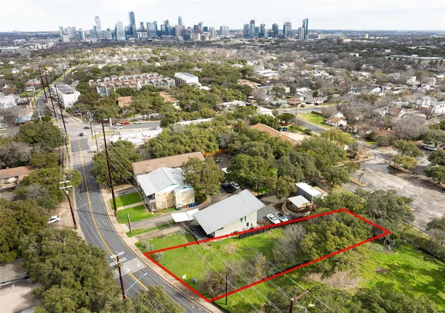 Photo 3 of Land for sale at 2421 S 5Th St, Austin, TX 78704 | MLS# 6480985 | Listing updated on 2026-04-24