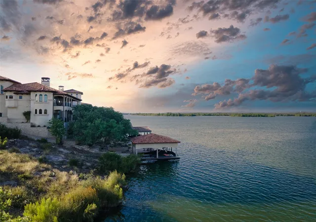 2nd image of 1309 Apache Tears, Horseshoe Bay, TX 78657 | MLS# 8108775