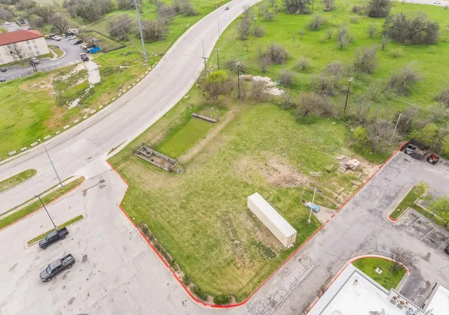 1st image of 350 Chisholm Pkwy, Round Rock, TX 78681 | MLS# 6776238