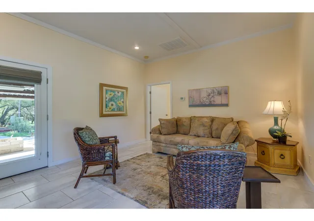 Photo 4 of Single family home for sale at 250 Caliche Rd, Wimberley, TX 78676 | MLS# 2870830 | Listing updated on 2026-06-30