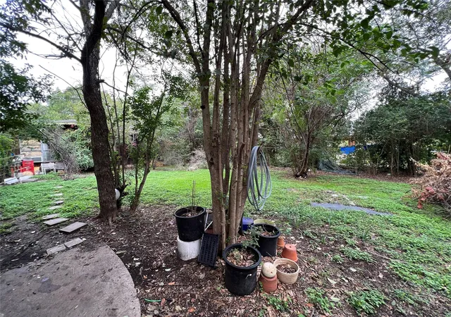 5th image of 905 Neans Dr, Austin, TX 78758 | MLS# 2997831