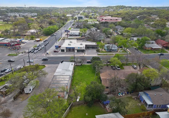 3rd image of 604 W Oltorf St, Austin, TX 78704 | MLS# 8839300
