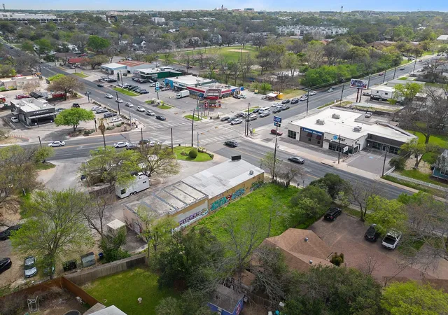 4th image of 604 W Oltorf St, Austin, TX 78704 | MLS# 8839300