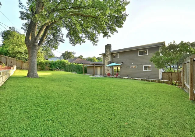 Photo 2 of Single family home for sale at 6113 Reicher Dr, Austin, TX 78723 | MLS# 5235830 | Listing updated on 2024-07-20
