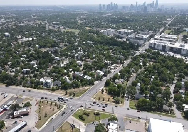 5th image of 3009 E 18Th 1/2 St, Austin, TX 78702 | MLS# 9039667