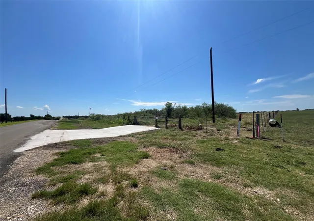 Land for sale at 2600 Cr 466, Elgin, TX 78621 | MLS# 4667358