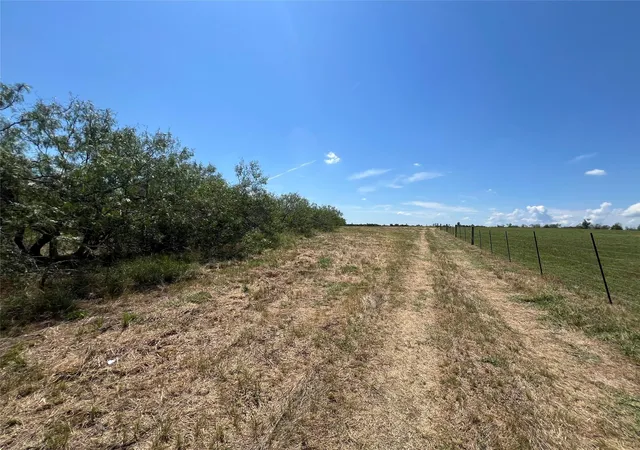 Photo 2 of Land for sale at 2600 Cr 466, Elgin, TX 78621 | MLS# 4667358 | Listing updated on 2026-10-08