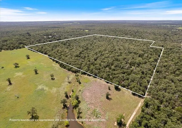 1st image of 000 Hidden Oaks Ln, Elgin, TX 78621 | MLS# 2243910