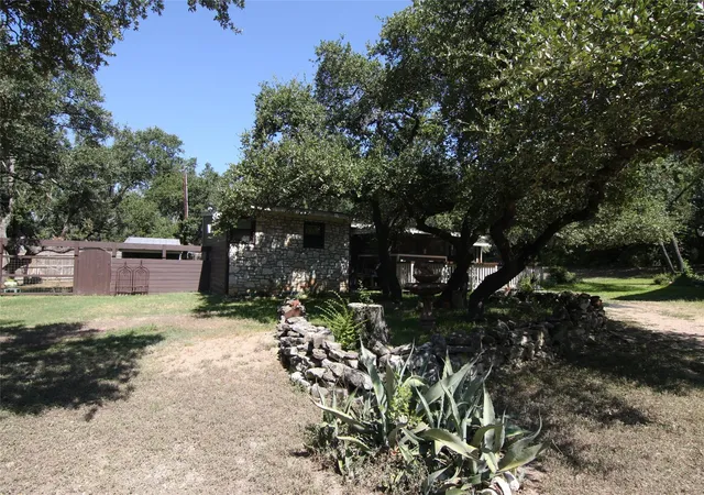 Photo 3 of Manufactured home for sale at 7806 & 7804 Indian Ridge Dr, Austin, TX 78737 | MLS# 6403668 | Listing updated on 2026-09-30