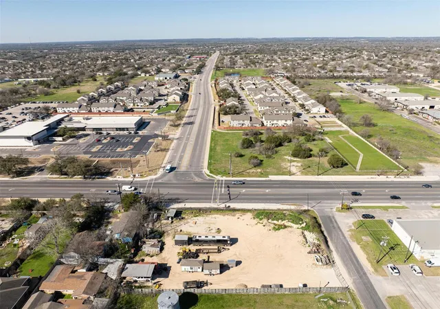 3rd image of 1401 Mooreland Dr, Austin, TX 78748 | MLS# 3587552