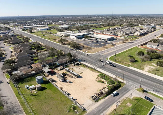4th image of 1401 Mooreland Dr, Austin, TX 78748 | MLS# 3587552