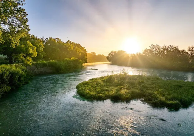 2nd image of 123 El Camino River Rd, Bastrop, TX 78602 | MLS# 7206387