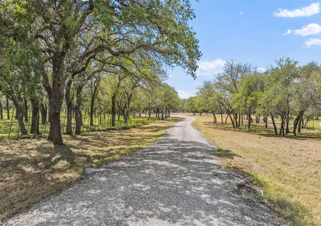 Photo 3 of House for sale at 2631 N Us 281 Hwy, Johnson City, TX 78636 | MLS# 6351882 | Listing updated on 2026-08-31