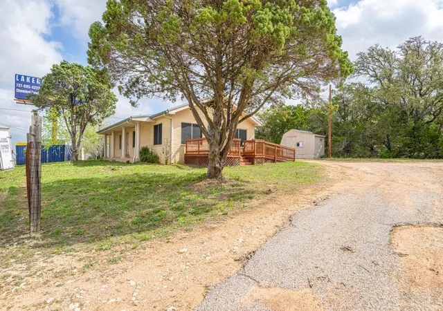 13th image of 12102 Us Hwy 281 N, Round Mountain, TX 78663 | MLS# 1900861