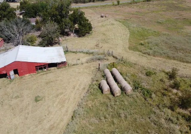 3rd image of 421 Fm 845, Cameron, TX 76520 | MLS# 8432585