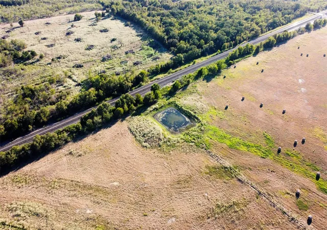 37th image of 421 Fm 845, Cameron, TX 76520 | MLS# 8432585