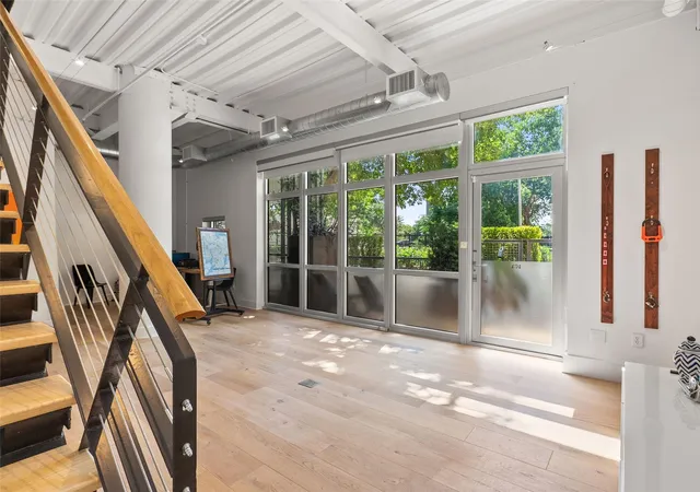 Photo 3 of Condo for sale at 603 Davis St #101, Austin, TX 78701 | MLS# 4772814 | Listing updated on 2026-07-31