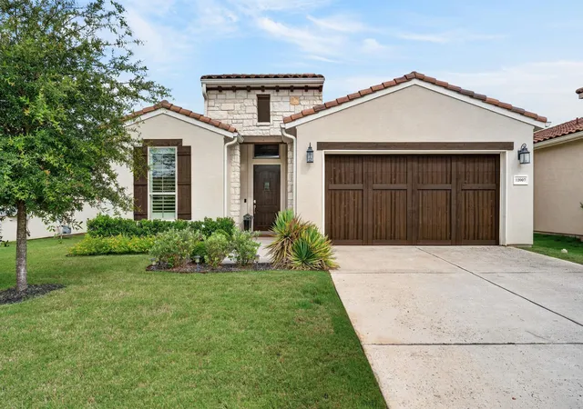 Photo 3 of Sale Pending at 12007 Beautybrush Dr, Austin, TX 78738 | MLS# 1047930 | Listing updated on 2026-09-05