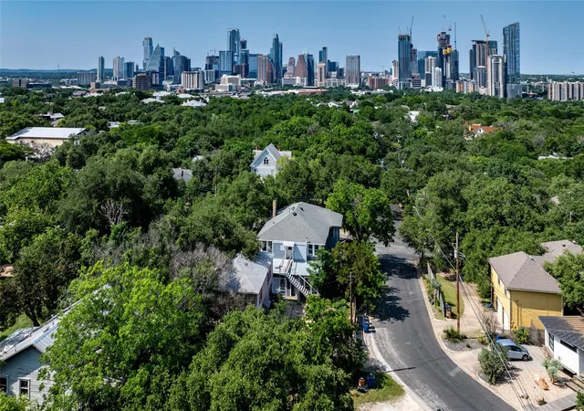 1st image of 407 E Monroe St, Austin, TX 78704 | MLS# 3572805