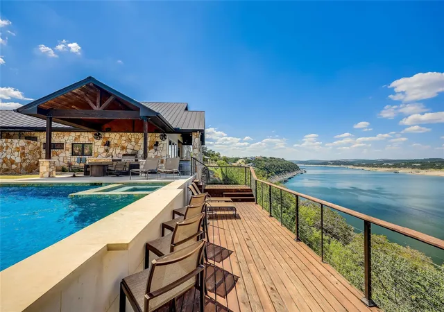 4th image of 1612 Watercliffe Dr, Lago Vista, TX 78645 | MLS# 1317905