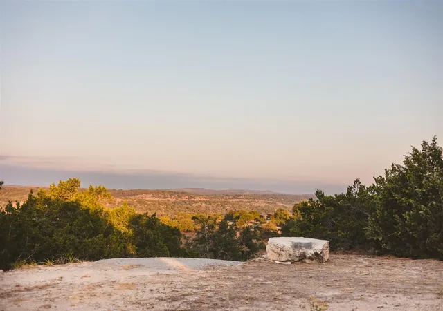 3rd image of 340 Ranch View Rd, Spicewood, TX 78669 | MLS# 4021473